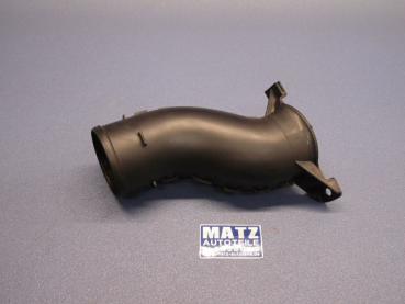 Anschlussstutzen - Schlauch - Luftreiniger an Front - Opel Senator A - 2,3 TD