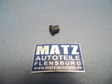 Abstandbuchse für Signalring und Membrane an Lenkrad, grün - Maß bis oberes Ende - Abschrägung 8,25 mm - Opel Kapitän 1953 - 1957, Kapitän P