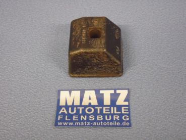 Abstandstück - Gummi - Stoßstangenhalter, mitten - Opel Rekord C, Commodore A