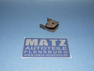 Federklammer an Verteilergehäuse - Opel Ascona B, Manta B