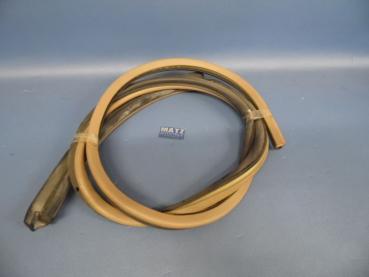 Gummiabdichtung - Tür, links unten und hinten - beige - Opel Manta B - Typ 53