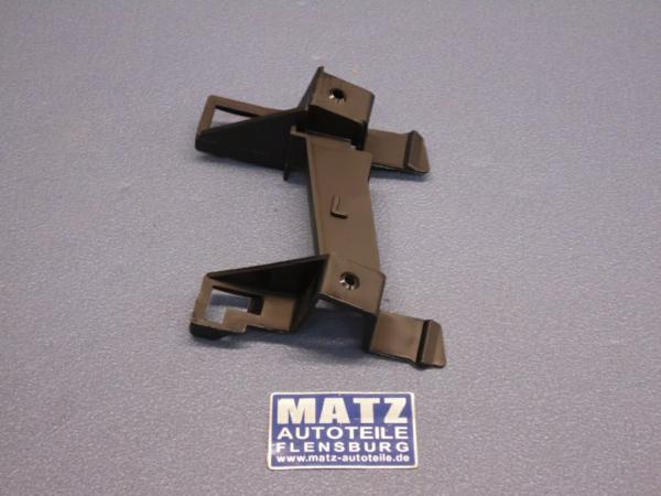 Halter, links für Blinkleuchte, vorn - Opel Monza - Senator A