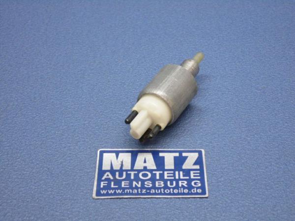 Kontrollschalter für Kupplung in Verbindung mit Geschwindigkeitsregler - Opel Monza - Senator A