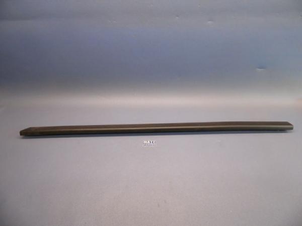 Stoßleiste,außen,rechts - Stoßstange,hinten - Opel Senator A ab Fg.Nr. C - 1139928 in Verbindung mit Zierstücken