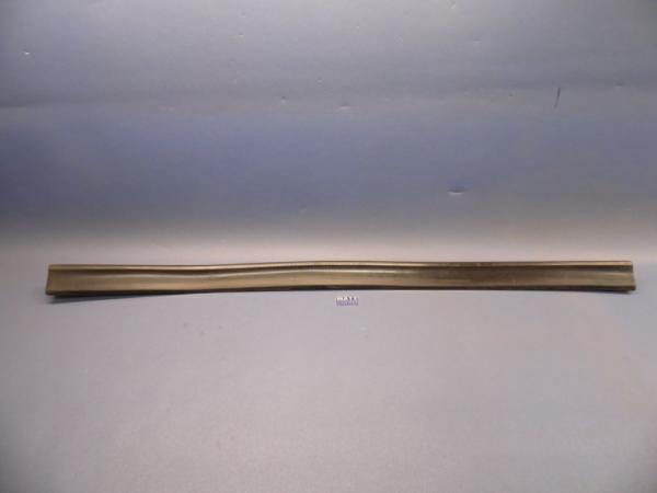 Spoiler, mitten, schwarz - Heckklappe - Opel Monza ab Fg.Nr. D - 1003807