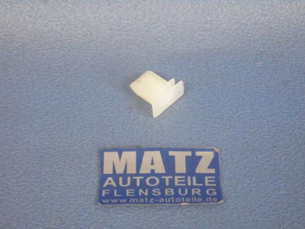 Clip für Verkleidung an Mittelsäule - Opel Corsa A - Typ 96 - 97 - 98 - 99