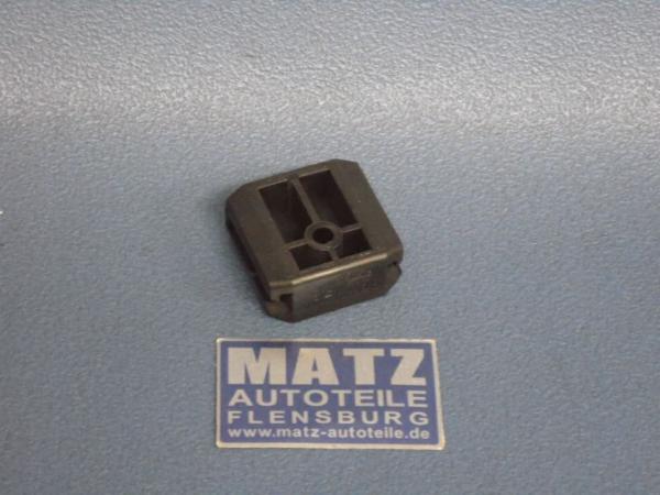 Gleitstück für Stoßstange, vorn und hinten, oben - Opel Corsa A - Typ 90 ab Fg.Nr. M - 4000001