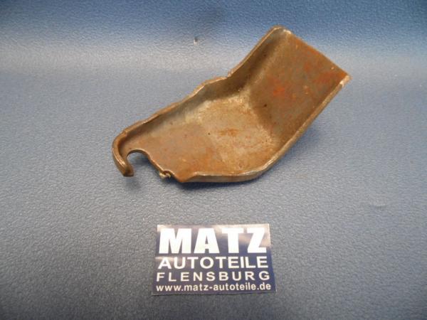 Halter - Führung für Bremsseil an Unterbau, rechts - Opel Kadett A