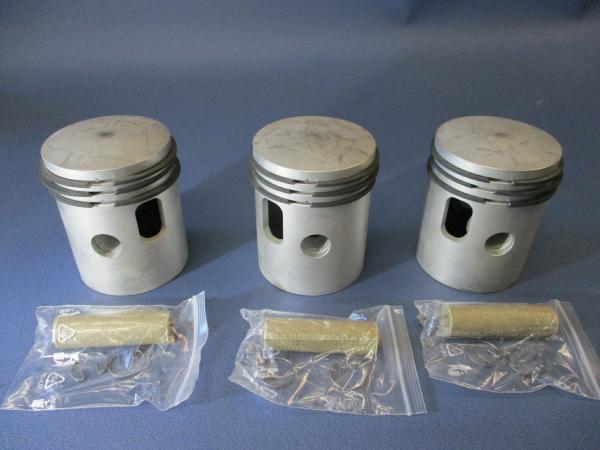Kolbensatz Ø 74,43 mm steht auf dem Kolbenboden f. DKW, Munga 1000 ccm Nachbau / Repro /für Zyli. Ø 74,5 mm 8861 410 50 31 000
